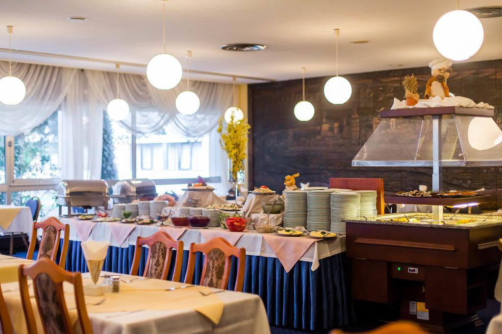 Hotel Solny Kołobrzeg Kültér fotó
